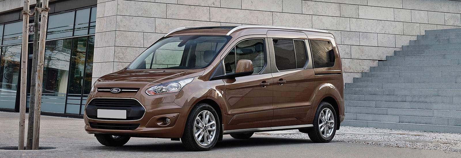 2018 ford transit tourneo connect brown front