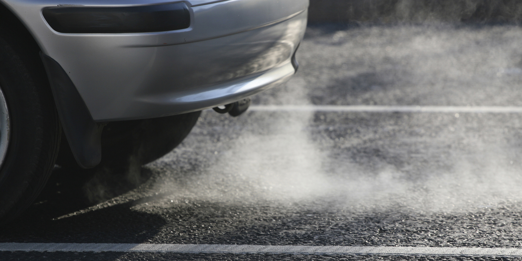 Blue or white smoke from my car exhaust what does it mean? carwow