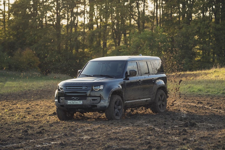 2020 Land Rover Defender Price Specs And Release Date Carwow