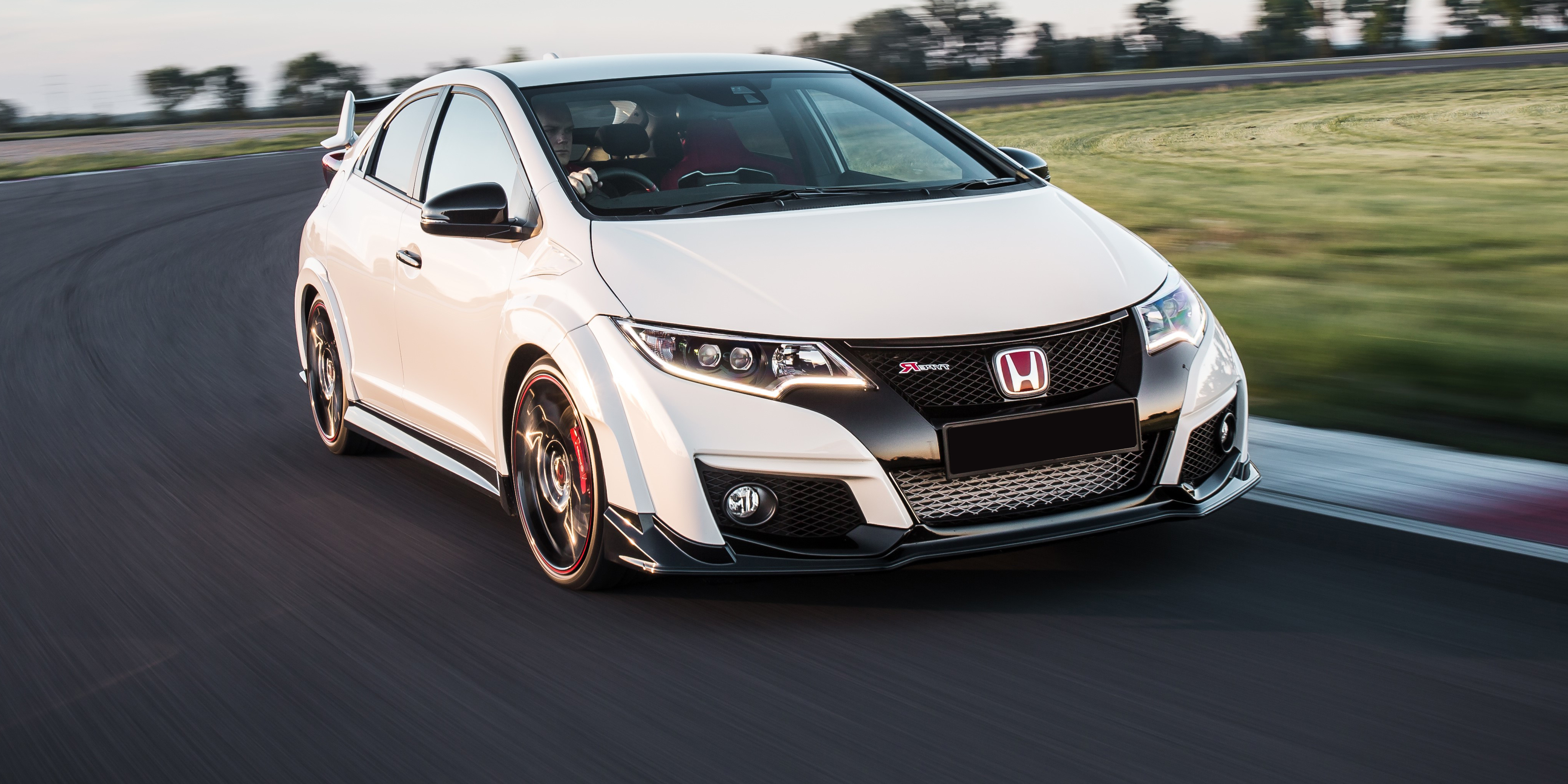 Honda Civic Type R Review carwow