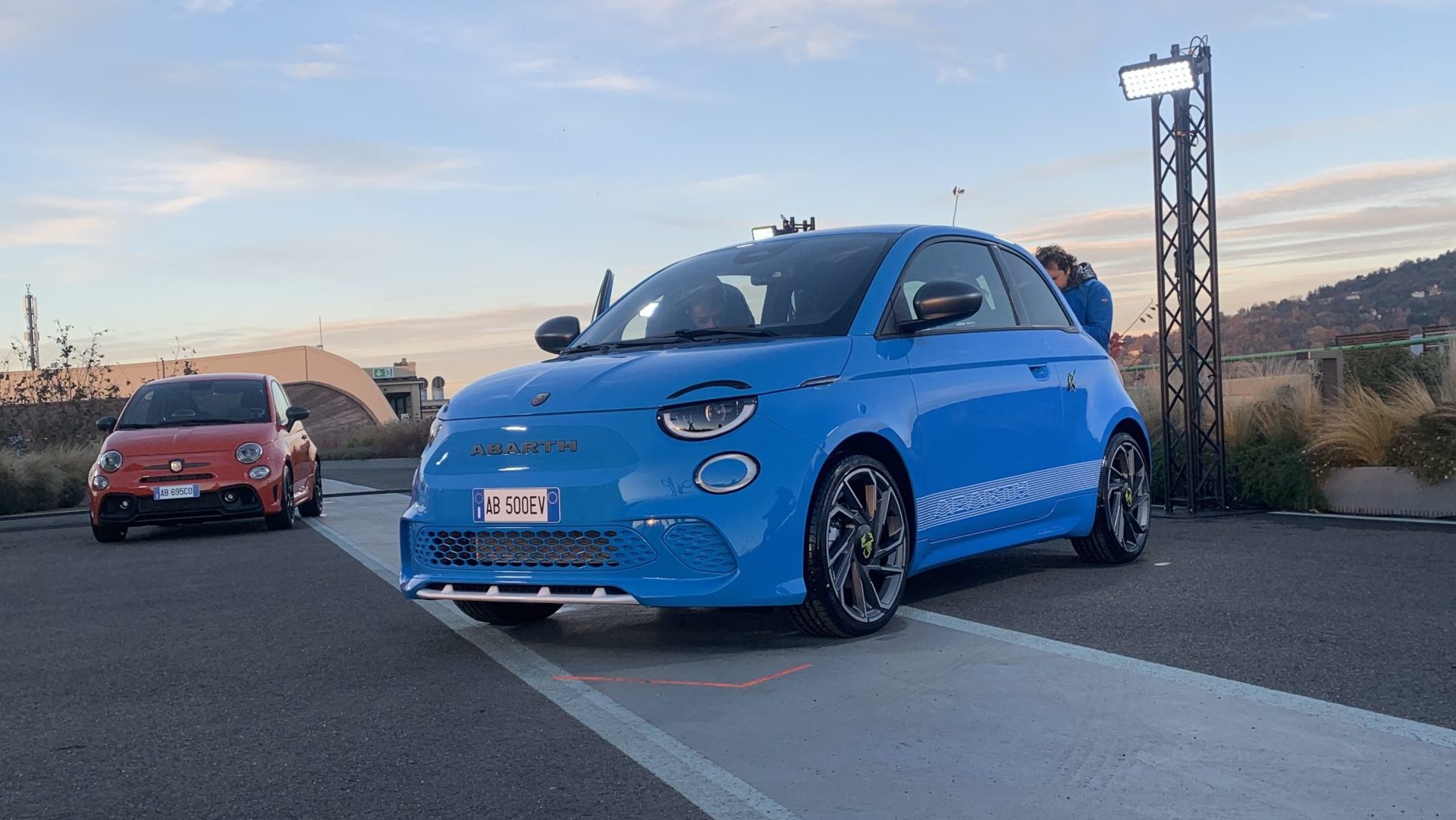 New Electric Abarth 500e Revealed: Price, Specs And Release Date | Carwow