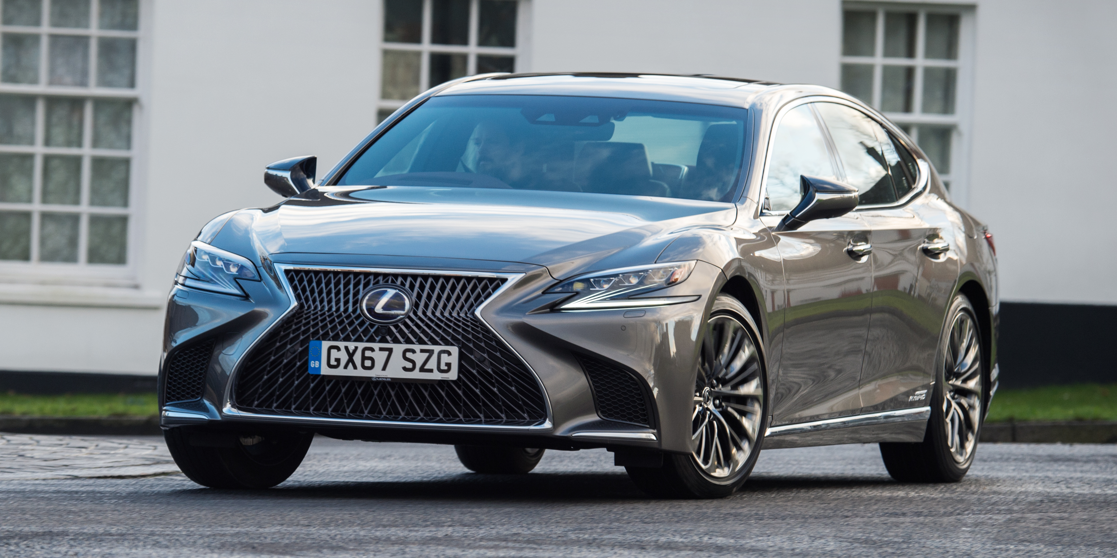 New Lexus LS Review carwow