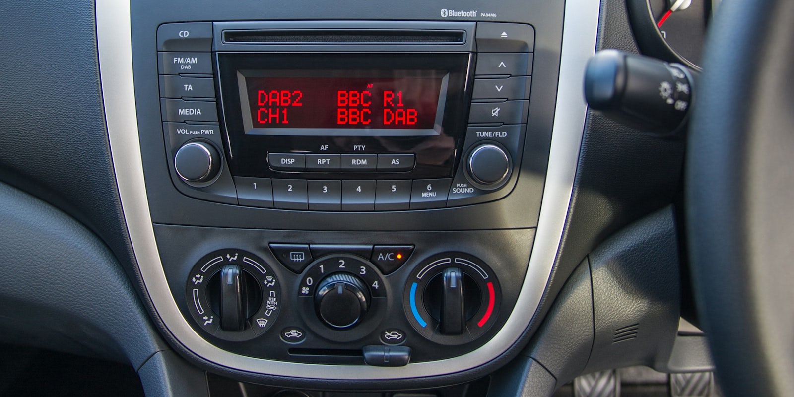 What the dashboard lacks in style and quality, it more than makes up for with ease of use