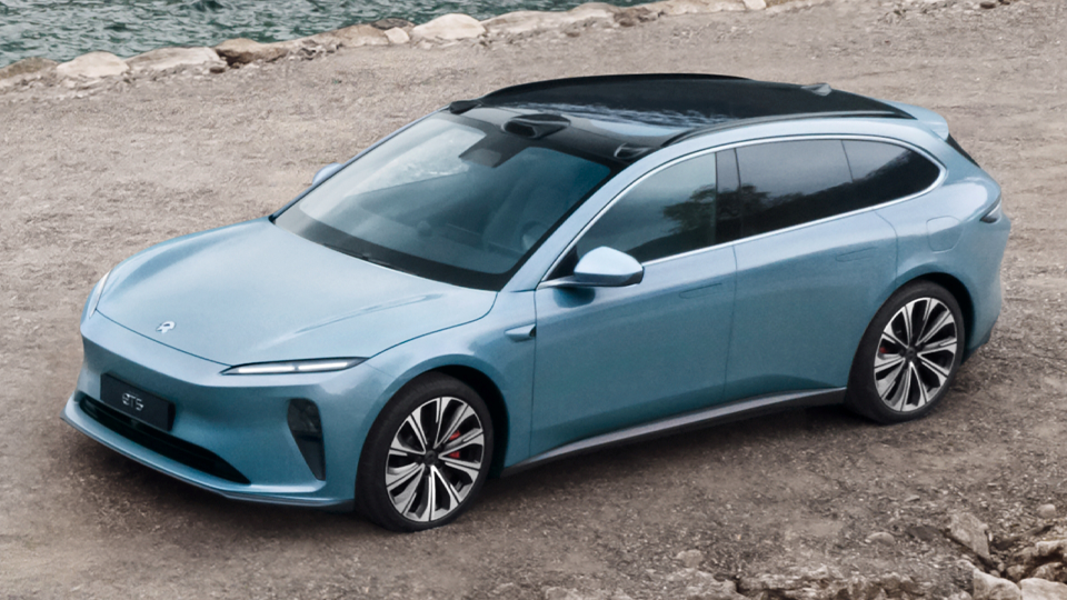 New Nio ET5 Touring Coming To The UK Next Year: Electric Estate Car ...