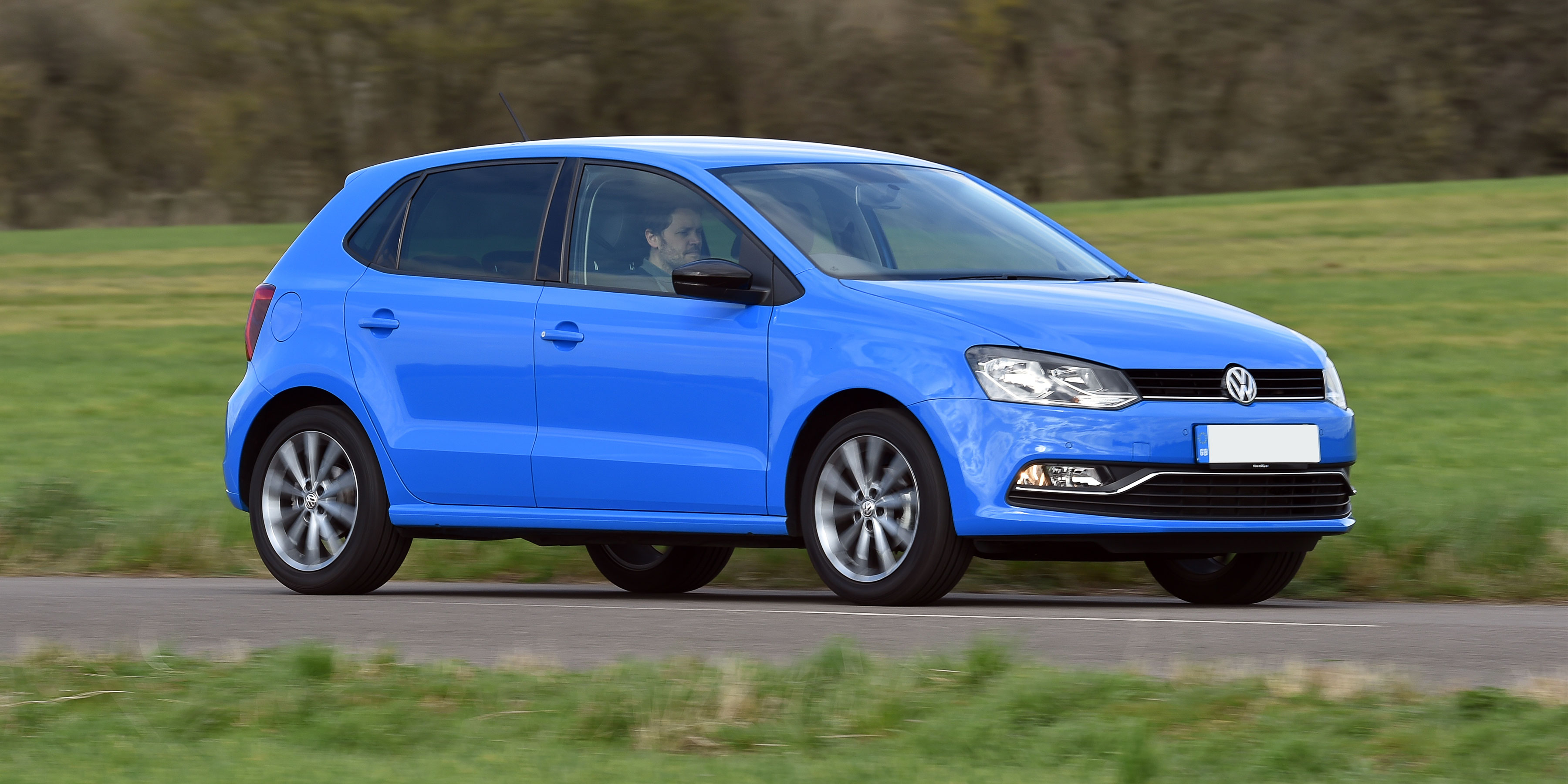 Polo carplay. Фольксваген поло мини. VW Polo германский. VW Polo бирюзовый. VW Polo зеленый.