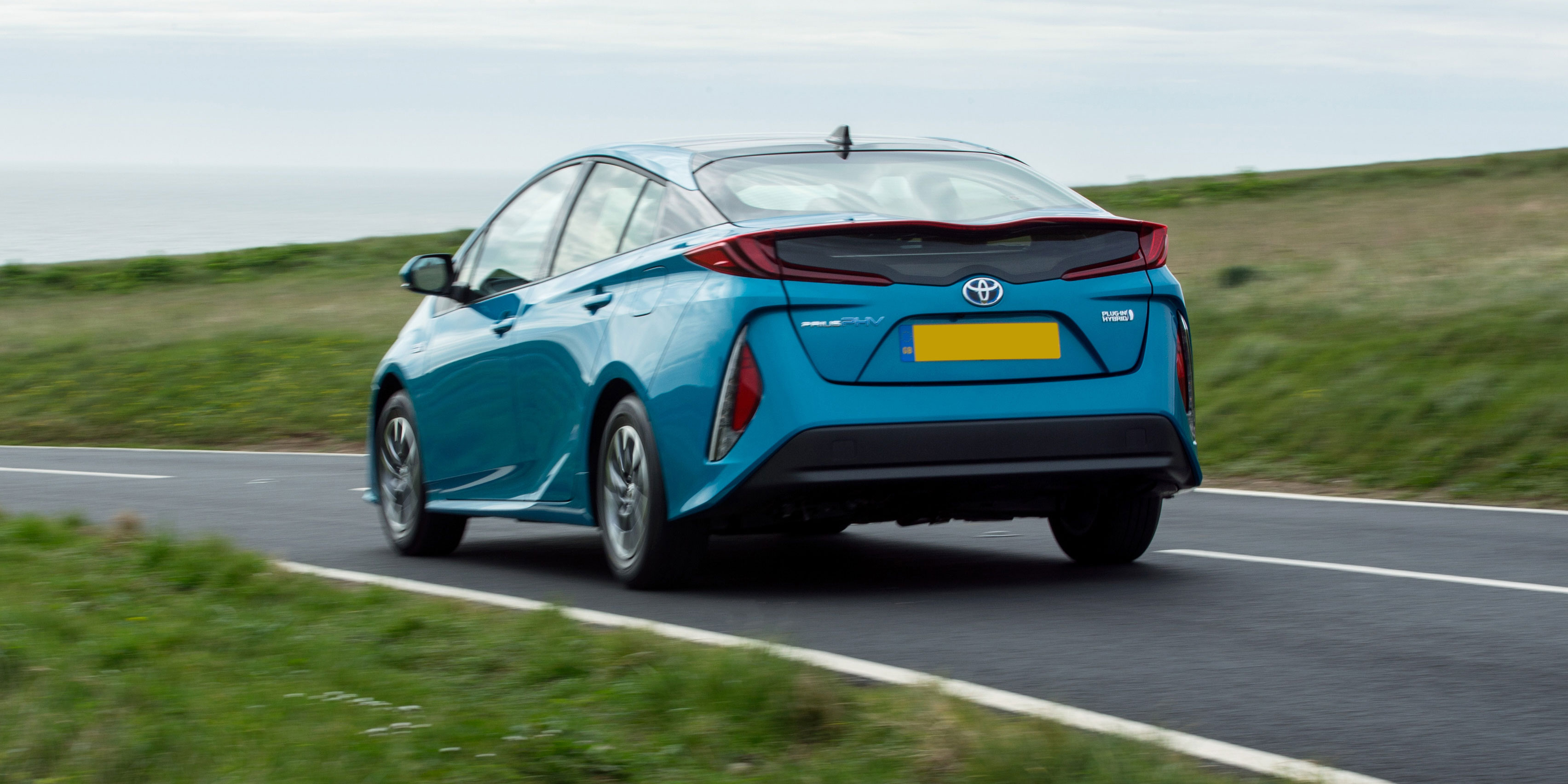 Toyota prius deals plug in range