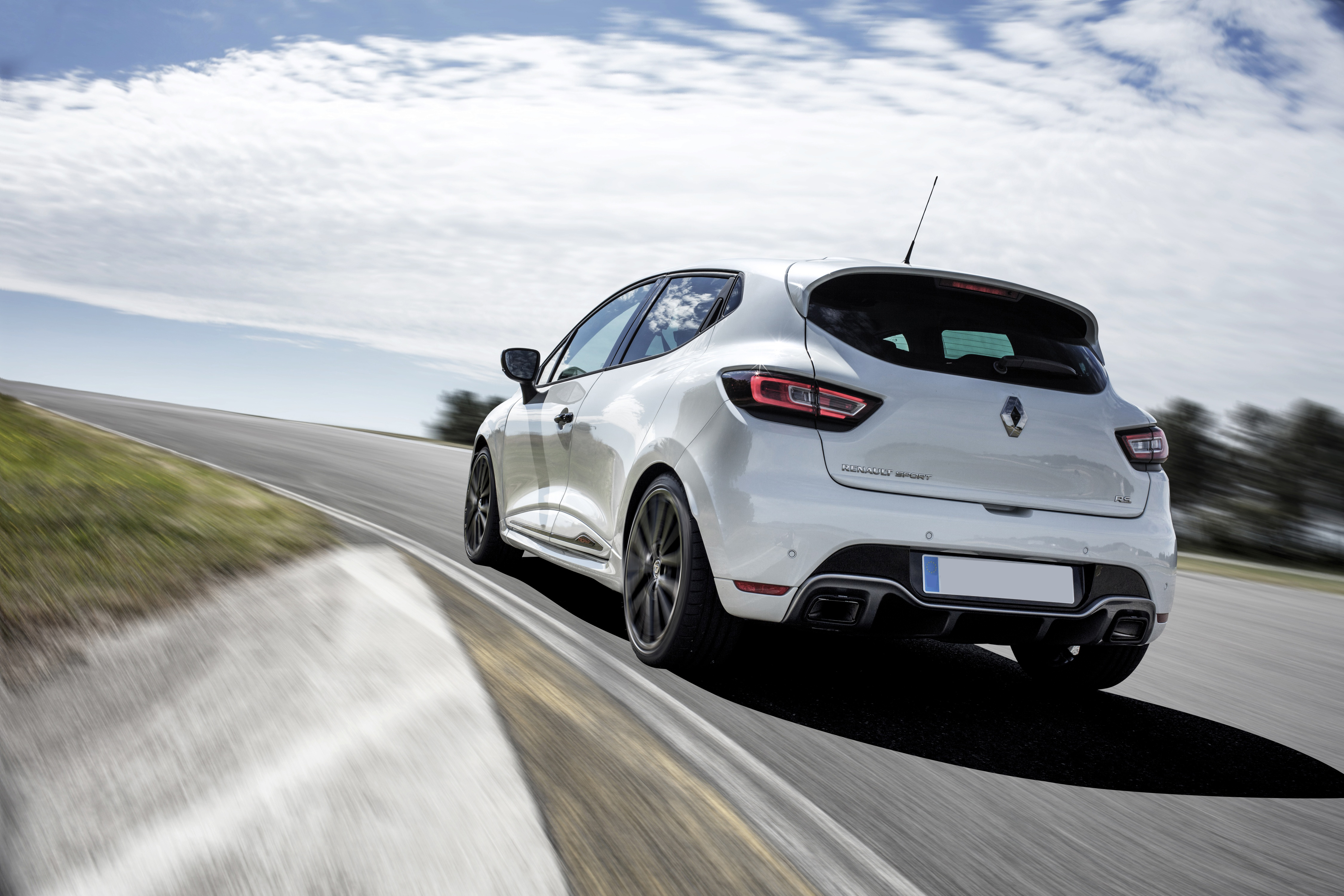 Renault Clio Renaultsport Review carwow