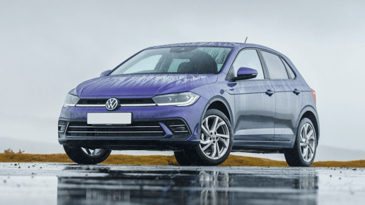 Write email Extremists mill Volkswagen Polo vs Golf | carwow