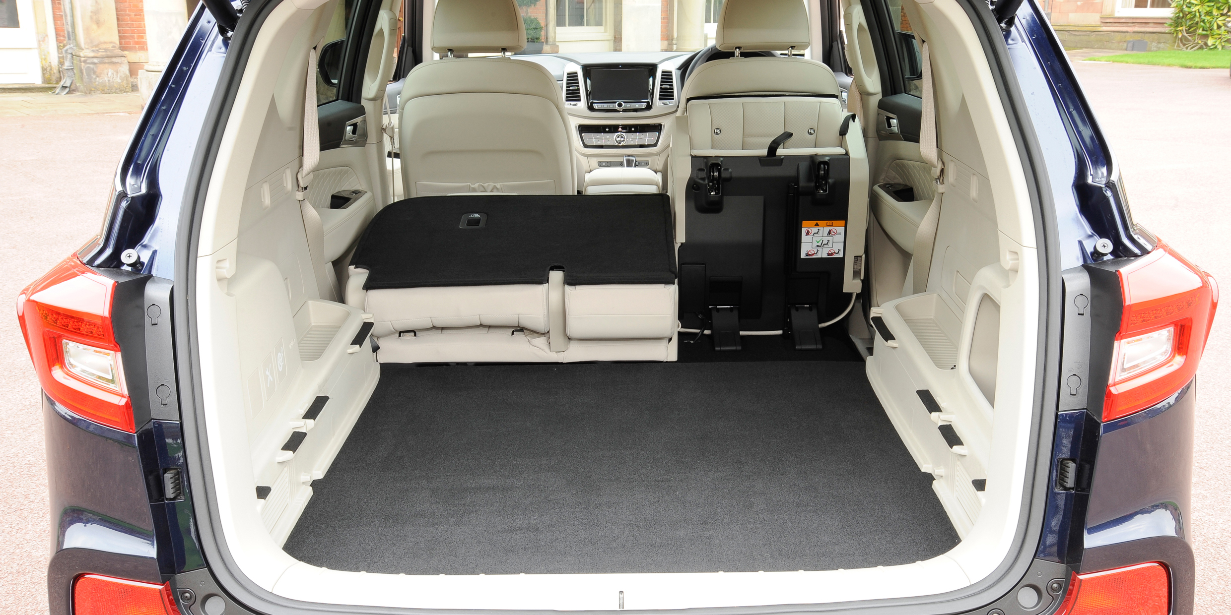 SsangYong Rexton Specifications carwow