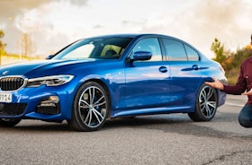 New Bmw 3 Series Review Carwow 1 10