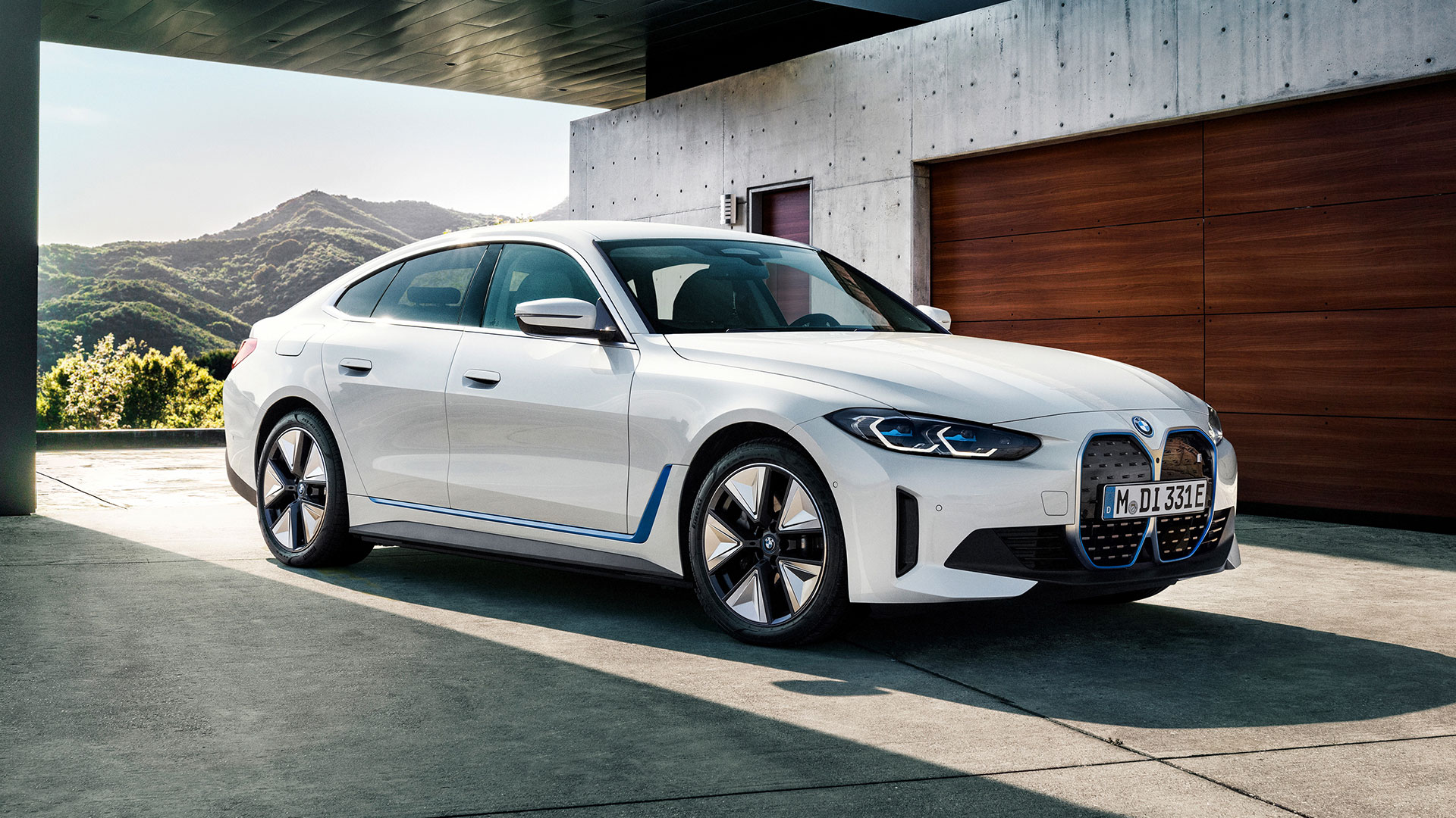 New 544hp BMW I4 M50 EV Revealed, UK Prices And Specs Confirmed | Carwow