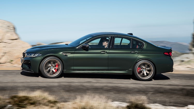 Bmw M5 Cs Revealed With 635hp Price Specs And Release Date Carwow Bmw M5 Cs Revealed With 635hp Price Specs And Release Date Carwow