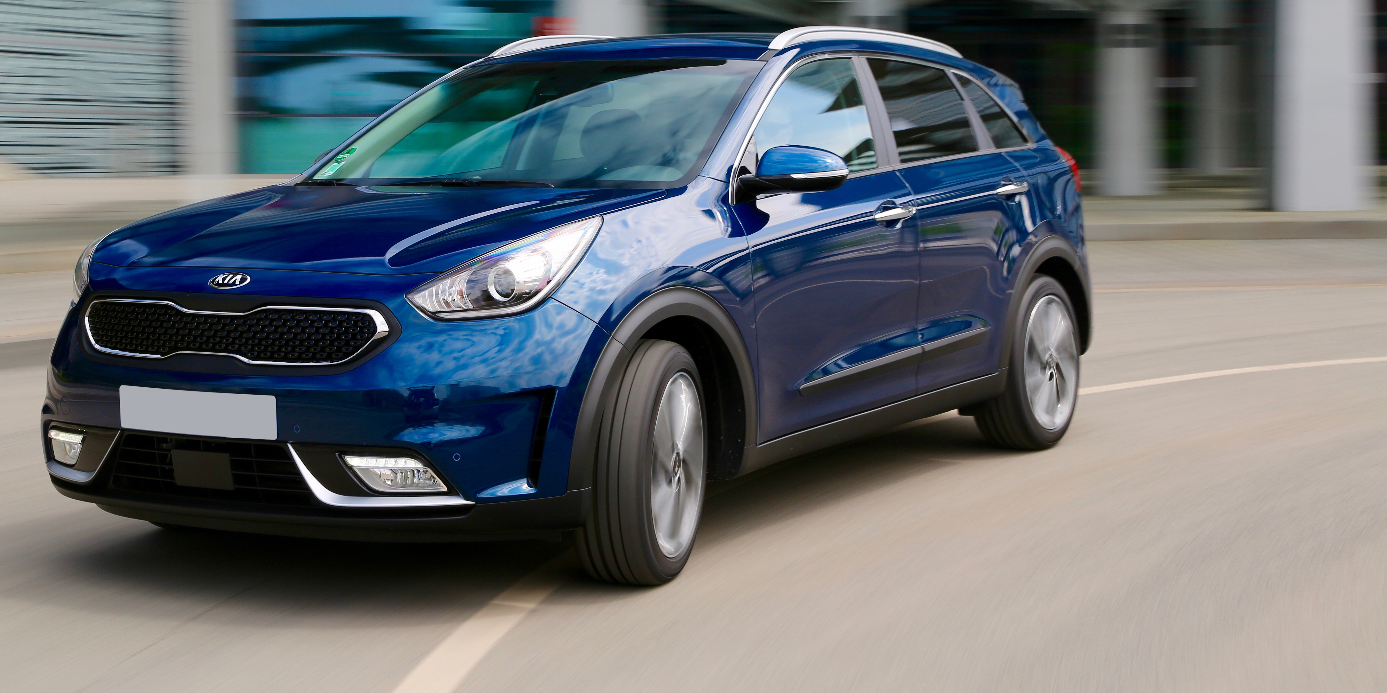 Kia Niro Review carwow