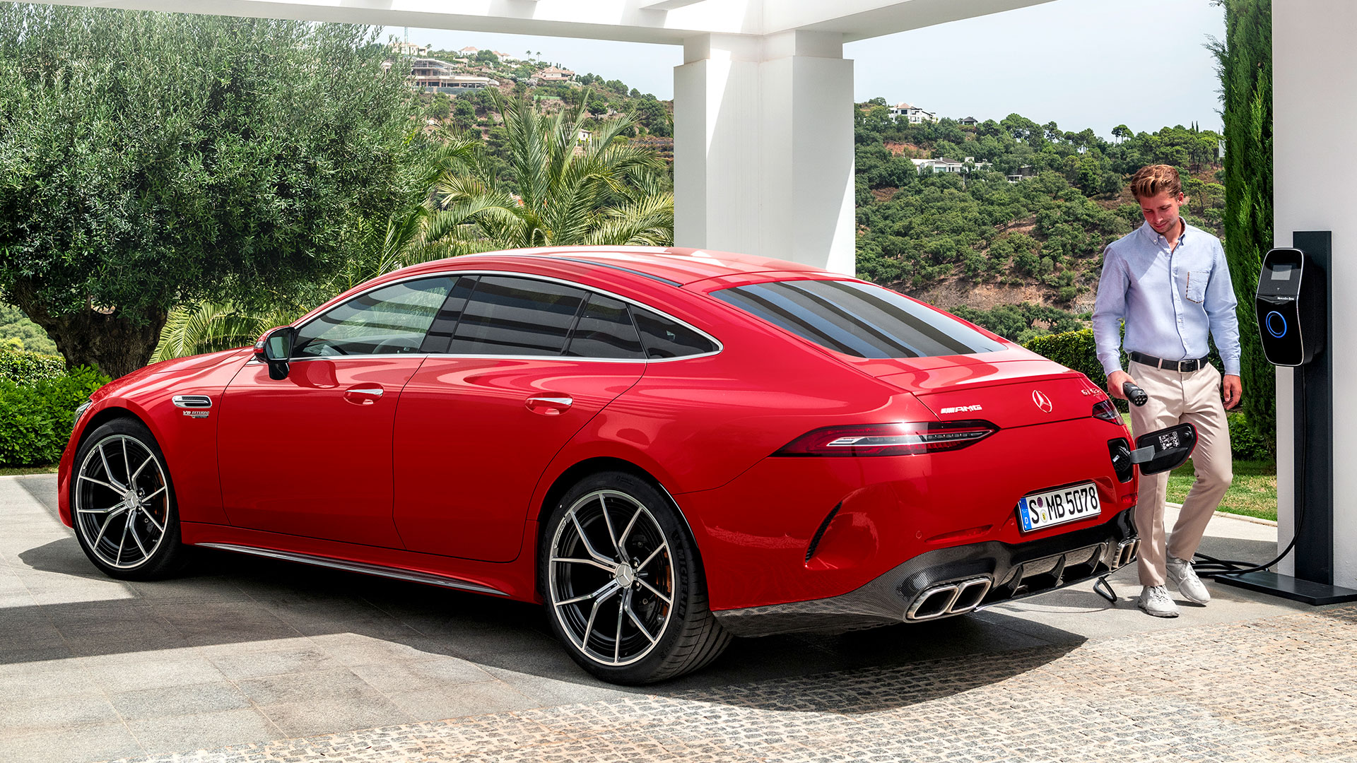 New 843hp Mercedes-AMG GT 63 S E Performance hybrid revealed 